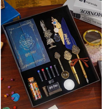 Cargar imagen en el visor de la galería, Kit de plumas de Haryy Potter