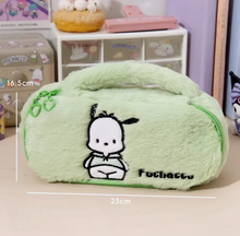 Cargar imagen en el visor de la galería, Estuche Sanrio de peluche
