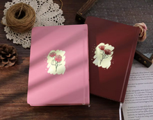 Cargar imagen en el visor de la galería, Cuaderno romantic rose
